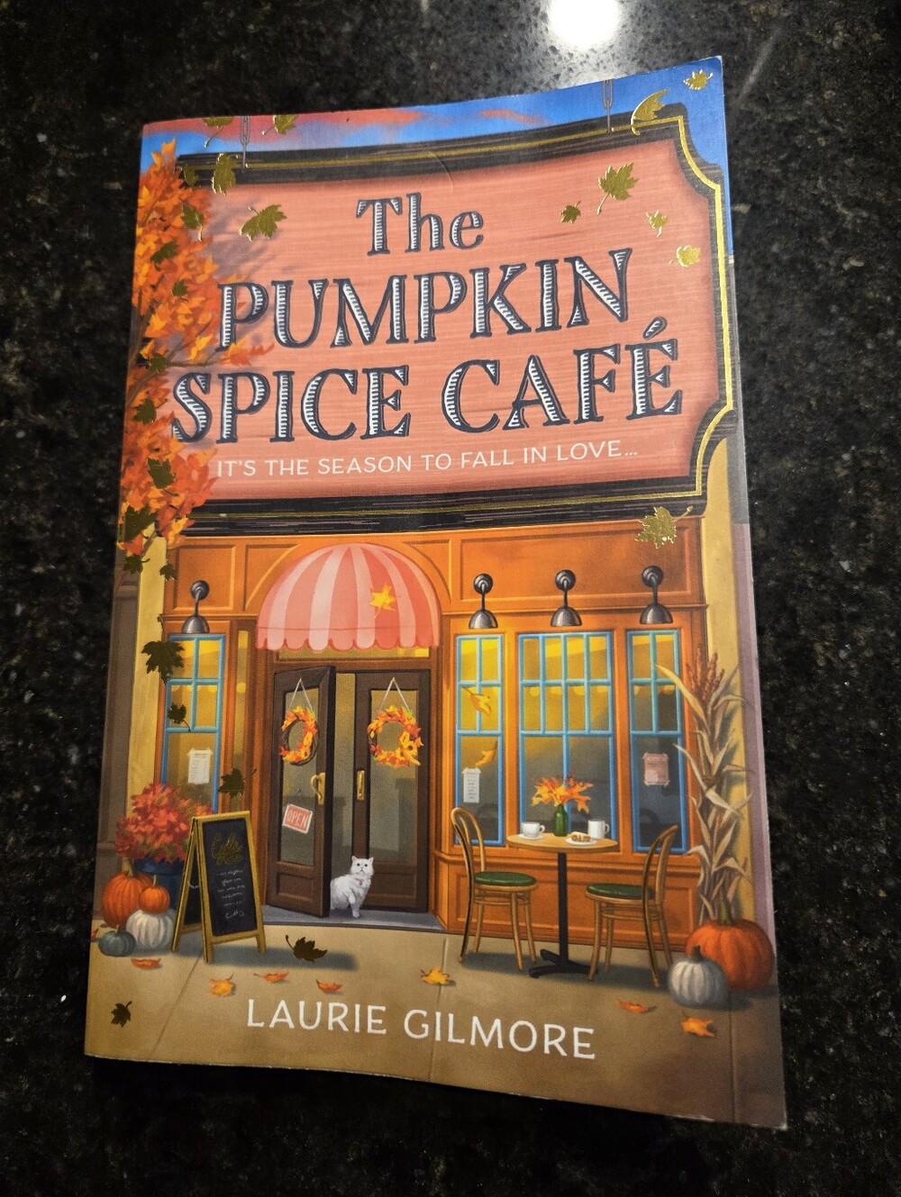 🎈2/$15 The Pumpkin Spice Café - Paperback Book By Laurie Gilmore